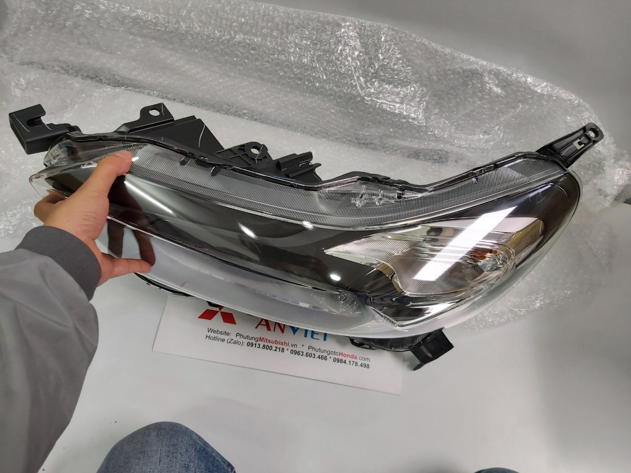 Đèn pha bên phụ xe Honda Brio